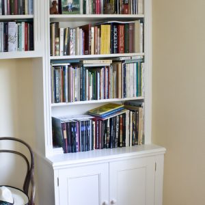 Fitted-Cupboard-&-Shelf-Unit-shaker-beaded