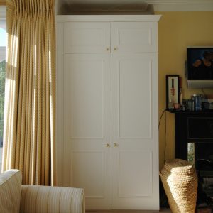 Wardrobe by Lahart Carpentry